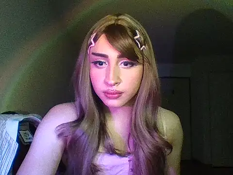 Snapshot of AliceSparkle13 chatting on 07-27-26, 08:32 AliceSparkle13 online show from 07-27-26, 08:32