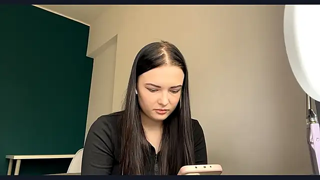 AmbientInvalid online show from 04-28-26, 01:05