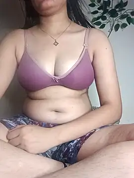 Snapshot of sexy_pritii chatting on 05-07-26, 03:45 sexy pritii online show from 05-07-26, 03:45