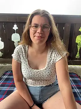 Lina-Love online show from 06-30-26, 06:58