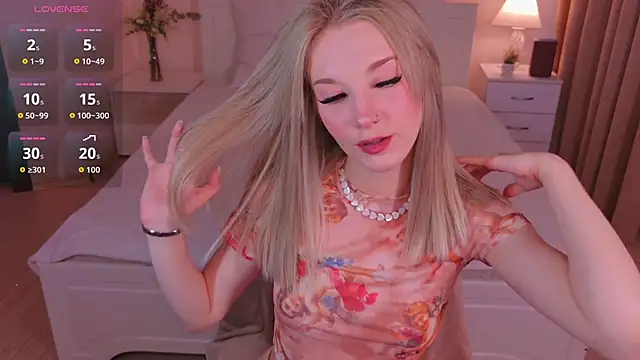 MilliBrownn online show from 07-17-26, 10:00