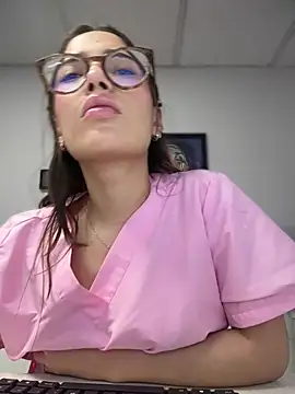 Sweet Milaa1 online show from 06-12-26, 07:57
