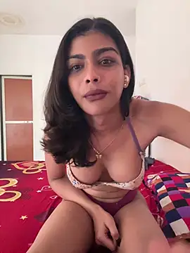 Snapshot of Mayra_xx chatting on 06-24-26, 08:13 Mayra xx online show from 06-24-26, 08:13