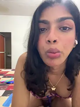 Snapshot of Mayra_xx chatting on 07-28-26, 08:01 Mayra xx online show from 07-28-26, 08:01