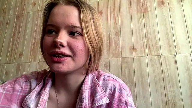 Snapshot of Malinwitch chatting on 05-30-26, 11:51 Malinwitch online show from 05-30-26, 11:51
