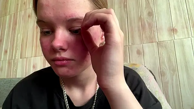 Malinwitch online show from 06-19-26, 03:16