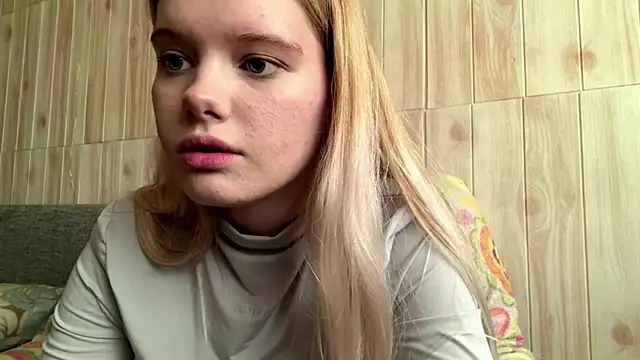 Malinwitch online show from 06-26-26, 03:27