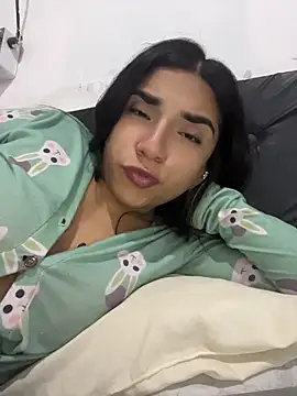 Snapshot of InesD_Arcy chatting on 06-16-26, 07:38 InesD Arcy online show from 06-16-26, 07:38