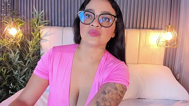 MadisonSoler online show from 06-07-26, 11:47