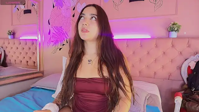 Snapshot of Liam_Rochi chatting on 06-24-26, 04:11 Liam Rochi online show from 06-24-26, 04:11