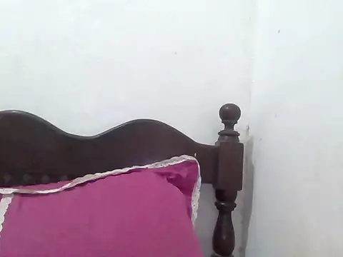 Snapshot of Xoeni chatting on 05-16-26, 12:07 Xoeni online show from 05-16-26, 12:07