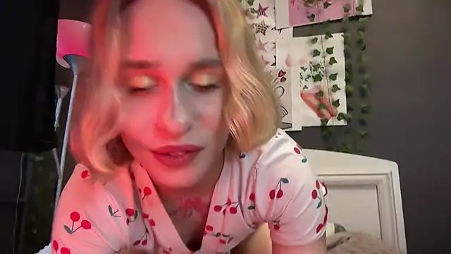 Miss Amy00 online show from 06-09-26, 05:13