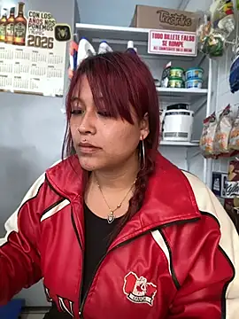 Snapshot of Mely_ec chatting on 06-01-26, 12:51 Mely ec online show from 06-01-26, 12:51