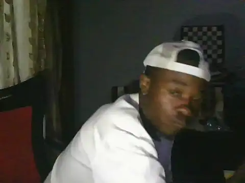 Snapshot of SowetoR500 chatting on 05-23-26, 10:14 SowetoR500 online show from 05-23-26, 10:14
