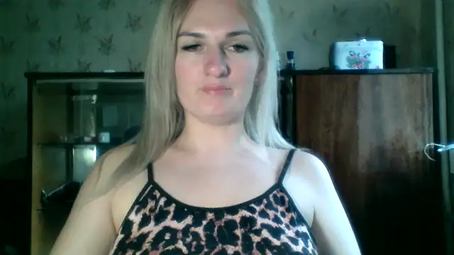 Snapshot of MartaHaze chatting on 05-11-26, 09:59 MartaHaze online show from 05-11-26, 09:59