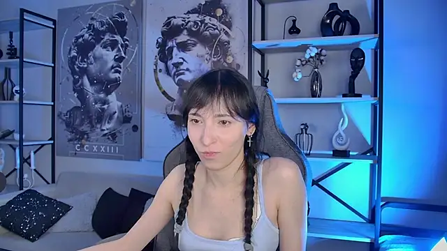 SeraphineSparda online show from 07-03-26, 11:49