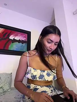 Snapshot of Sweet_celene chatting on 06-07-26, 02:54 Sweet celene online show from 06-07-26, 02:54