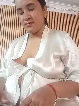 Snapshot of NATY_BUSTOS chatting on 05-29-26, 01:36 NATY BUSTOS online show from 05-29-26, 01:36