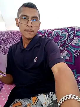Lil black009 online show from 05-05-26, 11:07