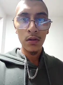 Lil black009 online show from 05-14-26, 06:09