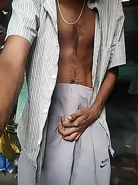 Snapshot of Tushu_under19_boy chatting on 06-16-26, 03:42 Tushu under19 boy online show from 06-16-26, 03:42