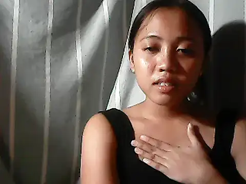 Yours AsianPinayGirl18 online show from 06-15-26, 11:12