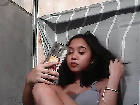 Yours AsianPinayGirl18 online show from 07-16-26, 12:16