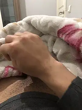 aliahmed6677 online show from 04-29-26, 07:09