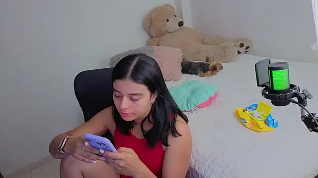 Snapshot of valerihouse_ chatting on 07-17-26, 02:29 valerihouse online show from 07-17-26, 02:29