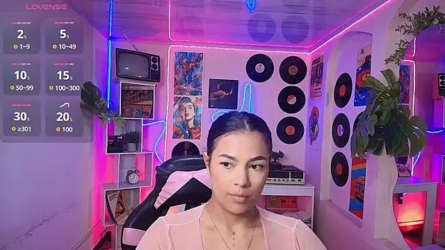 Snapshot of Duulce_mia chatting on 05-16-26, 11:20 Duulce mia online show from 05-16-26, 11:20