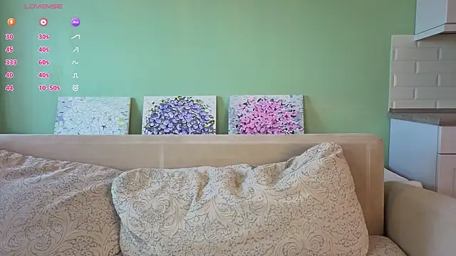 Chanelbayerr online show from 04-30-26, 06:31