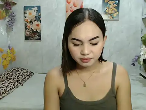 Snapshot of ur_asiankat chatting on 06-07-26, 11:03 ur asiankat online show from 06-07-26, 11:03