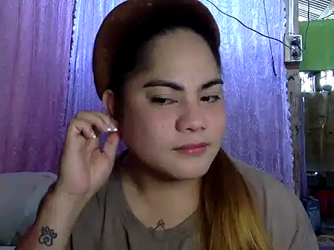 Lucy69-S online show from 05-14-26, 01:56