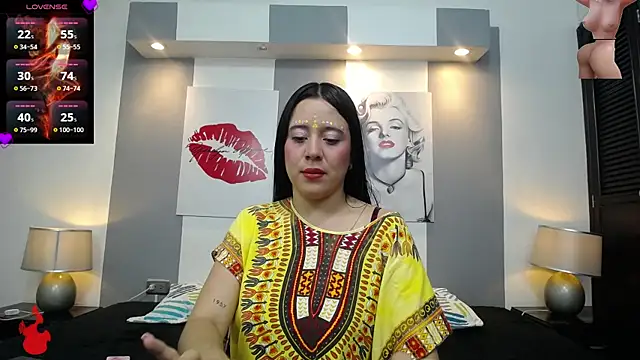 Snapshot of _tamara_priya_ chatting on 05-23-26, 11:58 tamara priya online show from 05-23-26, 11:58