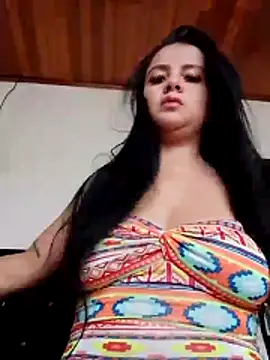 Snapshot of tuzorrit chatting on 05-20-26, 01:50 tuzorrit online show from 05-20-26, 01:50