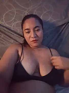 Snapshot of Sweet_Ninaa chatting on 05-30-26, 03:14 Sweet Ninaa online show from 05-30-26, 03:14