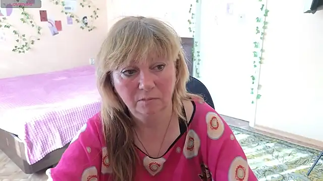 Melania Cook online show from 05-20-26, 04:29