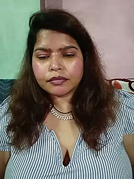 Snapshot of Eve-star chatting on 05-15-26, 11:28 Eve-star online show from 05-15-26, 11:28