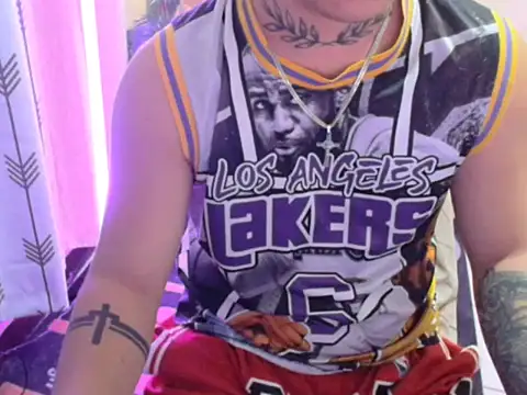 Snapshot of Ashtonfuckingboi chatting on 07-16-26, 08:37 Ashtonfuckingboi online show from 07-16-26, 08:37