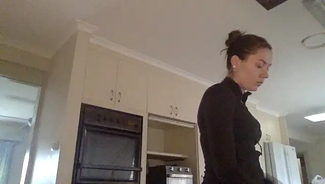 daisycollins online show from 05-28-26, 03:04