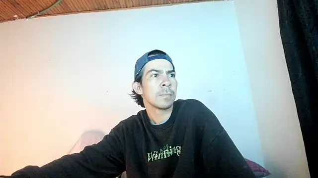 Snapshot of Piter_Drako chatting on 06-25-26, 11:09 Piter Drako online show from 06-25-26, 11:09