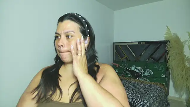 Martina Foxy01 online show from 05-11-26, 03:18