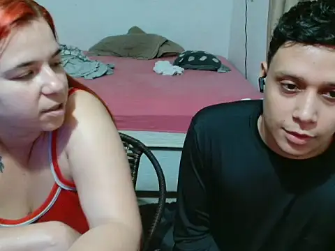 Snapshot of casalferreira_ chatting on 05-10-26, 04:39 casalferreira online show from 05-10-26, 04:39
