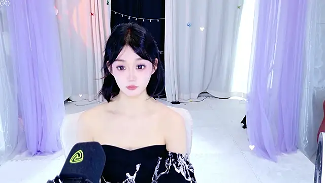 Snapshot of Wa-Nini chatting on 05-24-26, 06:29 Wa-Nini online show from 05-24-26, 06:29