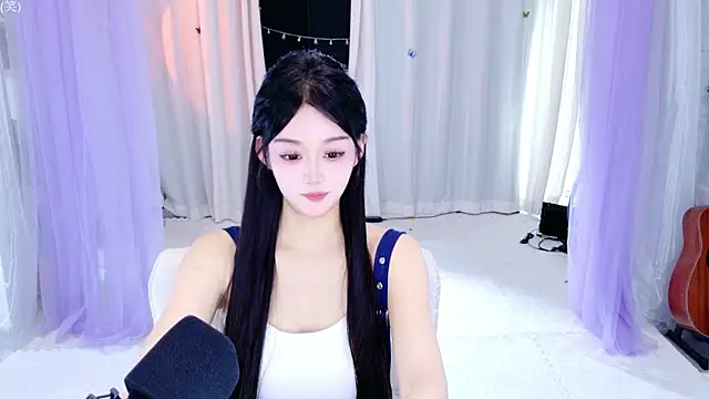 Snapshot of Wa-Nini chatting on 05-27-26, 07:27 Wa-Nini online show from 05-27-26, 07:27