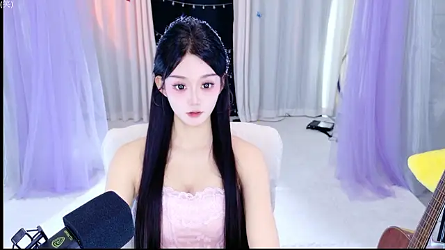 Snapshot of Wa-Nini chatting on 05-31-26, 07:37 Wa-Nini online show from 05-31-26, 07:37