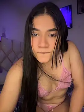 Snapshot of jessiecraffx chatting on 05-09-26, 01:00 jessiecraffx online show from 05-09-26, 01:00