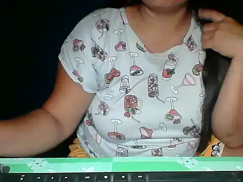 MommyKaye30 online show from 06-05-26, 07:19