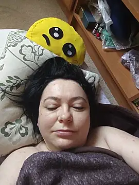 EmmaEmmy40 online show from 06-25-26, 04:12