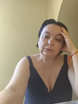 EmmaEmmy40 online show from 06-27-26, 03:17